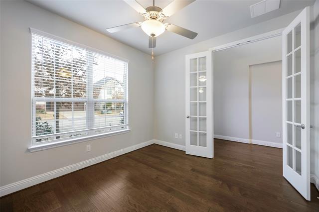 8226 Blumelia Dr in Dallas, TX - Building Photo - Building Photo