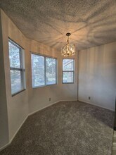 7948 Diamond Rock Way in Las Vegas, NV - Building Photo - Building Photo