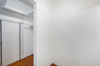 1611 Euclid Ave in Miami Beach, FL - Building Photo - Building Photo