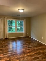 8 Marble Ln in Lexington, VA - Building Photo