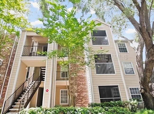 property at 5112 Park Central Dr