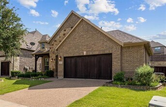 7325 Canadian Dr in Irving, TX - Building Photo - Building Photo
