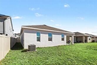 257 Hamlet Lp in Davenport, FL - Building Photo - Building Photo