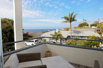 161 Ruby St in Laguna Beach, CA - Building Photo - Building Photo