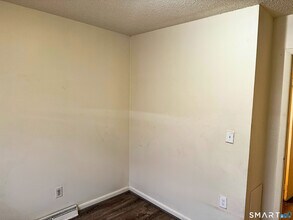 282 Front Ave in West Haven, CT - Building Photo - Building Photo