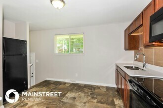9827 Portage Dr in St. Louis, MO - Building Photo - Building Photo