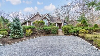 1557 Millstone Rd in Sag Harbor, NY - Building Photo - Building Photo