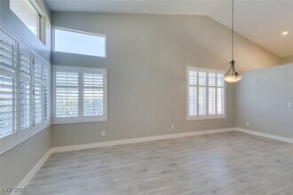 2452 Silver Blossom Ln in Henderson, NV - Building Photo - Building Photo
