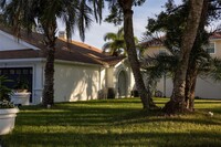 5001 Troydale Rd in Tampa, FL - Building Photo - Building Photo