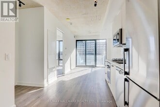 55 Ontario St in Toronto, ON - Building Photo - Building Photo