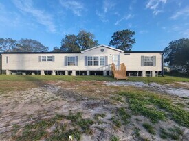 4541 Deer Run Rd in St. Cloud, FL - Building Photo