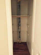 1112 W 45th St-Unit -1 in Kansas City, MO - Building Photo - Building Photo