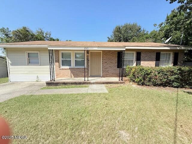 4943 Nisbet Dr in Macon, GA - Building Photo