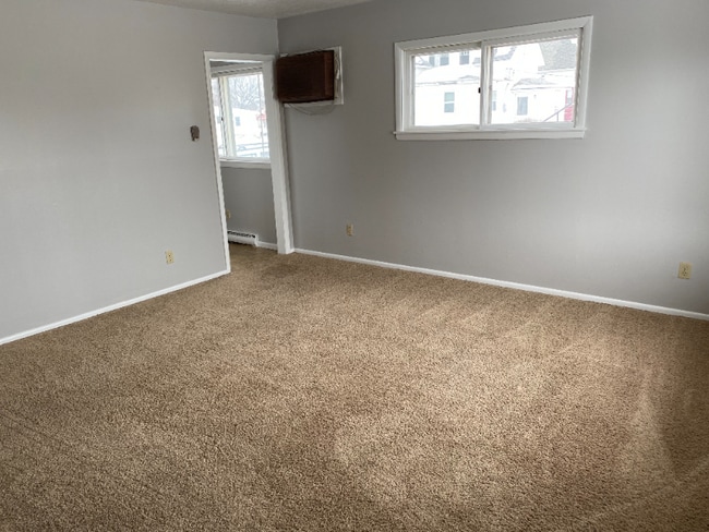 815 4th St SW in Valley City, ND - Foto de edificio - Building Photo