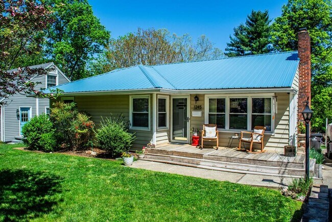 1245 Irving St in Winston-Salem, NC - Building Photo - Building Photo