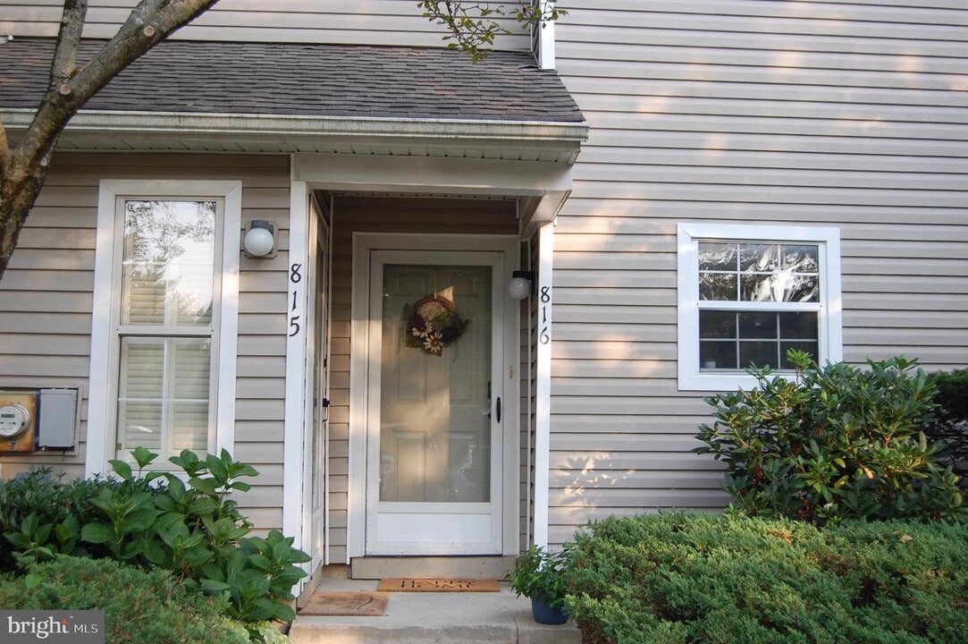816 Reading Ct, Unit 186 in West Chester, PA - Building Photo
