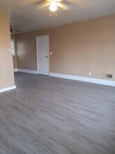 7009 E 111th St in Kansas City, MO - Building Photo - Building Photo