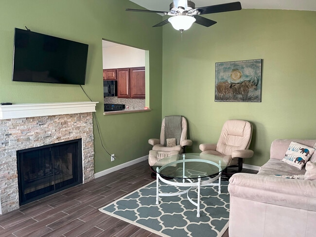 3430 Ridge Smoke in San Antonio, TX - Foto de edificio - Building Photo