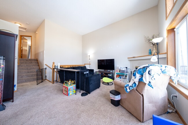 15124 Cimarron Way in Rosemount, MN - Building Photo - Building Photo