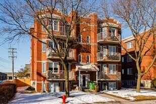 615 20E Av in Montréal, QC - Building Photo