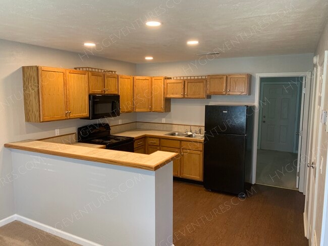 123 Evergreen Trl, Unit C in Cartersville, GA - Building Photo - Building Photo