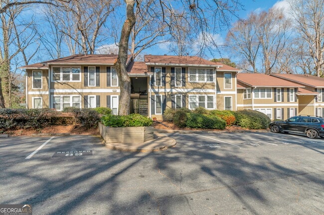 property at 5155 Roswell Rd NE