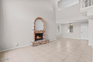 5224 Roger Maris Dr in El Paso, TX - Building Photo