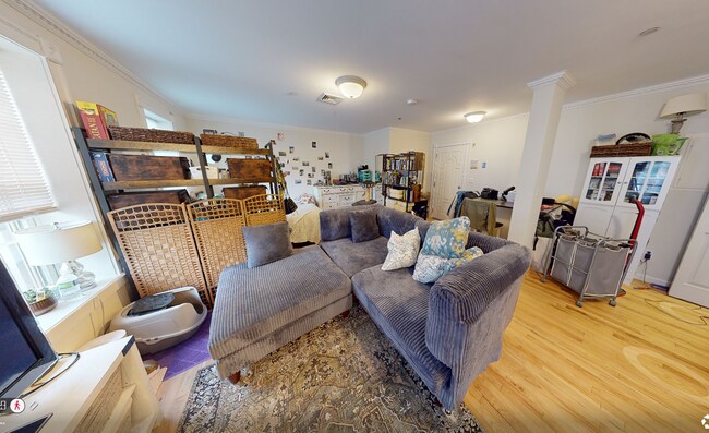 39 Cross St, Unit 4-2