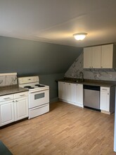 541 Aylmer St N in Peterborough, ON - Building Photo - Building Photo