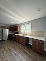 7141 S Damen Ave, Unit Unit 2 in Chicago, IL - Building Photo
