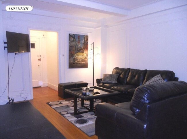 property at 162 W 56th St