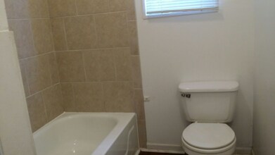 420a Crout Rd in Batesburg-leesville, SC - Building Photo - Building Photo