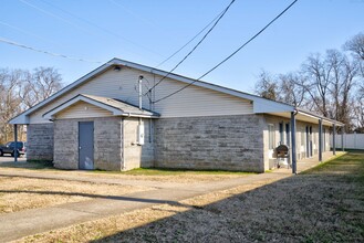 5055 Murfreesboro Rd in La Vergne, TN - Building Photo - Building Photo