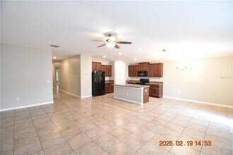 9610 Sage Creek Dr in Sun City Center, FL - Building Photo - Building Photo