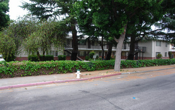 505 E Taylor Ave in Sunnyvale, CA - Building Photo - Building Photo