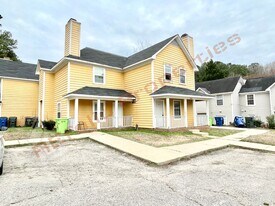 4704 Hoyle Dr in Raleigh, NC - Building Photo