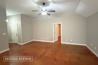 8704 Smith Ranch Dr in Southaven, MS - Building Photo - Building Photo