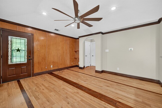 property at 3206 Arbor St