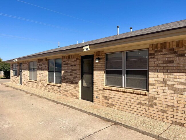 2308 74th St in Lubbock, TX - Building Photo - Building Photo