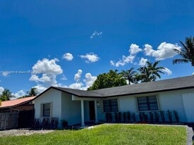 4610 SW 134th Ave in Miami, FL - Building Photo