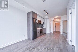 5 Defries St in Toronto, ON - Building Photo - Building Photo