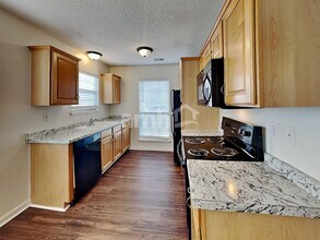 2804 Robyns Glen Dr in Charlotte, NC - Building Photo - Building Photo