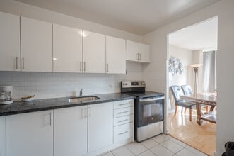 470 Sentinel Rd in Toronto, ON - Building Photo - Building Photo