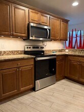 502 W 9th St in Lehigh Acres, FL - Foto de edificio - Building Photo