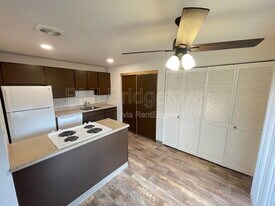 4821 NE Prescott St in Portland, OR - Building Photo