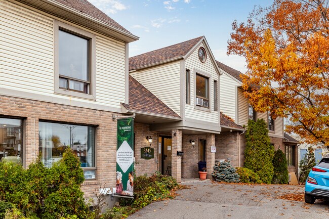 Le Richebourg in Laval, QC - Building Photo - Building Photo