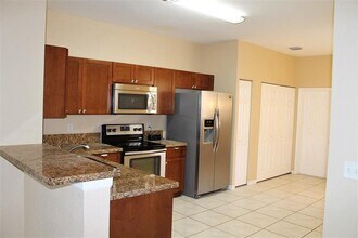 4136 Forest Dr in Weston, FL - Building Photo - Building Photo
