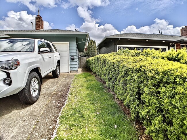 5404 NE 54th Ave in Portland, OR - Building Photo - Building Photo