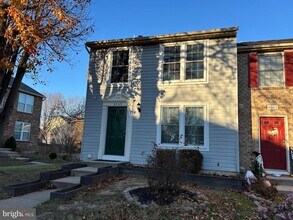 6363 Generals Ct in Centreville, VA - Building Photo - Building Photo