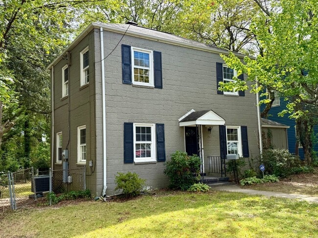 property at 721 W 49th St